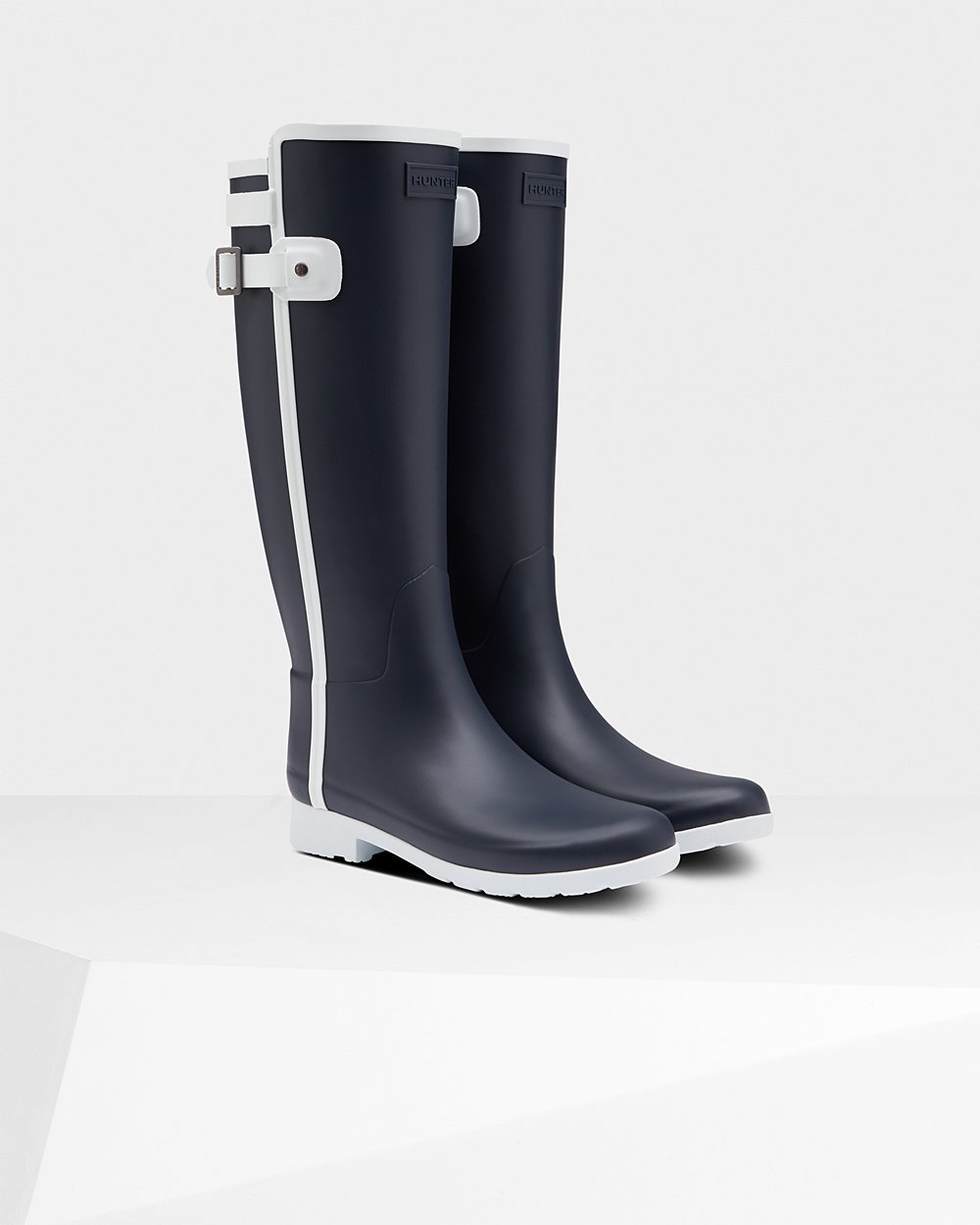 Womens Hunter Refined Slim Fit Contrast - Tall Rain Boots Navy/White - 0298-XEHVD